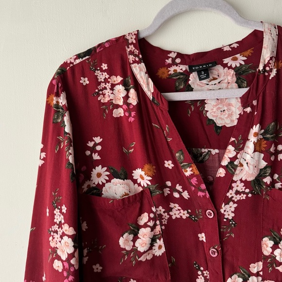 Torrid | Emma Babydoll Burgundy Floral Button-Front Tunic - Picture 7 of 12